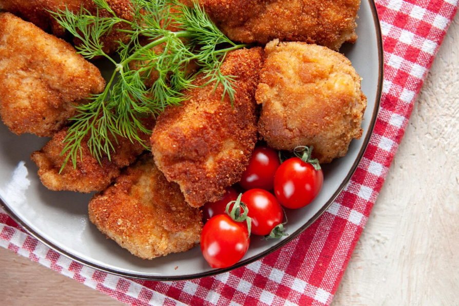 Домашні курячі нагетси у духовці
| ©freepik.com| tviyden.com
